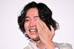 山崎賢人「わざと冷たくして距離をとっていた」大沢たかおからの言葉に涙あふれる＜キングダム 運命の炎＞ 画像