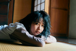 櫻坂46土生瑞穂、1stフォトブック「Destination」パネル展決定 東京・名古屋・大阪の5書店 画像