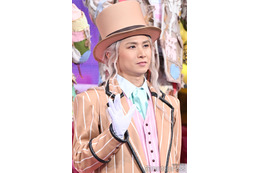 KinKi Kids堂本光一、子役の率直なコメントに笑顔「タメだと思ってます」＜チャーリーとチョコレート工場＞ 画像