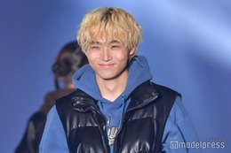 WATWING八村倫太郎、EXITりんたろー。から“チャラ語”伝授 ものまね披露も 画像