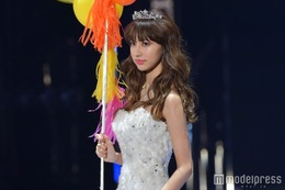 ソフトバンク栗原陵矢選手と結婚発表の愛甲千笑美とは？“お風呂動画”がバズ・語学堪能の才色兼備モデル 画像