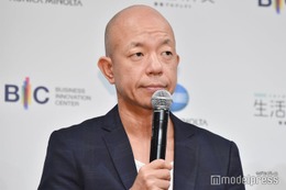 バイきんぐ小峠英二、惚れた芸人明かす「パフォーマンスじゃない」スタジオでキスも 画像