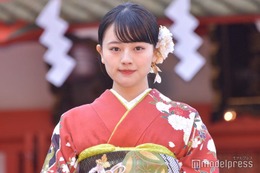 「いちばんすきな花」で話題の美少女・上坂樹里、新成人迎え意気込み「慎重に1歩ずつ」先輩女優から祝福も 画像