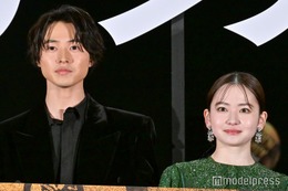 山崎賢人＆山田杏奈、お互いの“不死身”な部分は？褒めあって照れ笑い＜ゴールデンカムイ＞ 画像