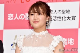 村上佳菜子、2歳年下・イケメン婚約者初お披露目「爽やか」「お似合い」と反響 画像