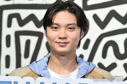 磯村勇斗、“大学の同級生”Snow Man深澤辰哉と再会したら「抱き着くだろうな」あだ名も明かす 画像