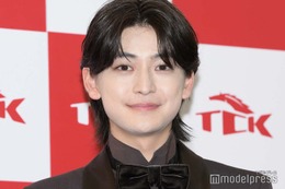 高橋文哉、初競馬で見事的中 前日に猛勉強「ハマると思います」 画像