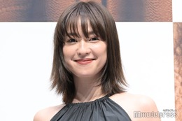 中村アン、新ヘアで印象ガラリ 美背中にも視線集中「真似したい」「かっこいい」 画像