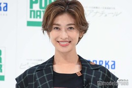 山田優、沖縄でのビキニ姿公開 美スタイルに「引き締まってる」「脚長い」と絶賛の声 画像