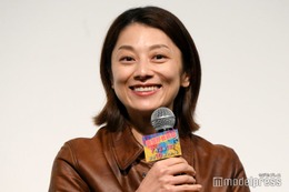 小池栄子、桑田佳祐のサプライズに目潤ませる 21年前“真っ赤な水着姿”での共演回顧【新宿野戦病院】 画像