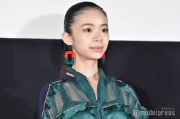 趣里「ブラックペアン」で「ブギウギ」“初恋の人”との再会報告「懐かしい」「名コンビ」の声 画像