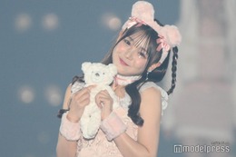 「今日好き」古澤里紗、くま耳コーデであざと可愛い仕草披露 桜庭遥花らとアイドルデビュー決定で話題【関西コレクション 2024 A／W】 画像