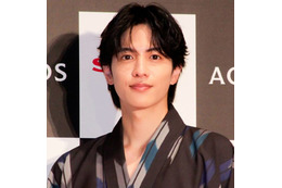 「顔小さすぎ」志尊淳、GUCCIを着こなすクールSHOTにファンうっとり「ドキッとした」 画像