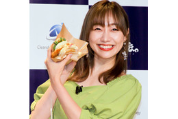 須田亜香里、“ビックリマン”な私服SHOTを披露し「めっちゃ可愛い」「お似合いです」の声 画像