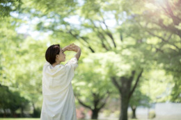 エネルギッシュ！おばさん化していない60代女性に「私もこんな風になりたい！」「憧れる」 画像