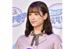 日向坂46佐々木久美、メンバーとわちゃわちゃ！撮影オフSHOTに反響「尊すぎ」「まぶしい笑顔」 画像