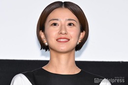 黒島結菜、自身の制服姿に安堵「最後かもしれない」 複雑な思いも明かす【夏目アラタの結婚】 画像