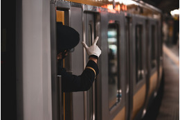 「疲れてて…」電車でいつの間にか寝てしまった！気がつけば終点…→すると駅員の予想外な声かけを！？ 画像