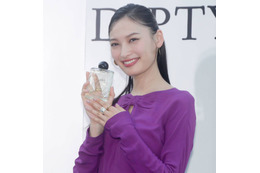 大政絢、美ボディ際立つドレスSHOTに称賛の声「プリンセスみたい」「美人すぎます」 画像