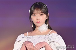 乃木坂46与田祐希、ベッドの中での恋人目線動画に「ドキドキした」「反則級の可愛さ」と反響 画像