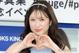 吉田朱里、美背中大胆披露 SEXYドレス姿に「完璧スタイル」「息を呑む美しさ」と反響 画像