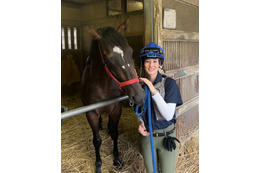 藤田菜七子、騎手引退後初のSNS更新「許されるならば、今後の競馬界の益々の発展に、私なりに尽力させていただけたら」【全文】