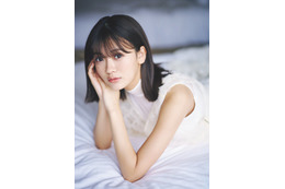 乃木坂46奥田いろは、見つめる瞳にドキッ 爽やかなグラビアで魅了 画像