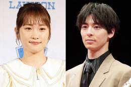 川栄李奈＆高杉真宙、リラックスした『となりのナースエイド』オフSHOTに反響「キュンキュン」「可愛すぎ」