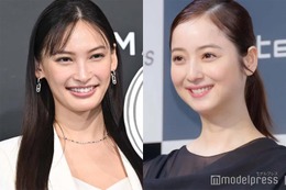 佐々木希、大政絢ファミリーと食事会 連続私服被りも報告「双子みたい」「以心伝心」の声 画像