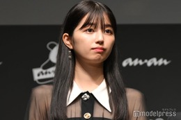 乃木坂46五百城茉央、写真集決定時はドッキリ疑う 先輩の歴代ソロ写真集チェック「全員のに目を通した」