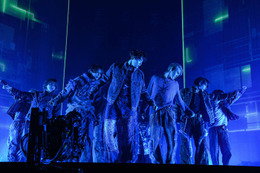 INI、迫力パフォーマンスで熱狂の渦へ 池崎理人が叫ぶ「俺らがINIだ」【MTV VMAJ】 画像