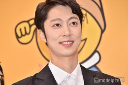 はんにゃ.金田哲、平成ギャルメイク姿で平成フラミンゴとの3ショット公開「さとプー永遠に美しい」「コラボ激アツ」の声