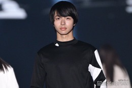 「ゴジュウジャー」松本仁、はにかみウインクで会場悩殺 クールなウォーキングとのギャップも【TGC熊本2025】 画像