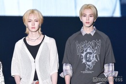 EPEXミュー＆ベクスン、ペアでランウェイ登場 ハイトーンヘアで儚い魅力【TGC熊本2025】 画像