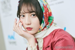 日向坂46小坂菜緒、7度目表題曲センターに決定 二・三・四期生20人が“全員選抜”に【14thシングル「Love yourself！」フォーメーション】 画像