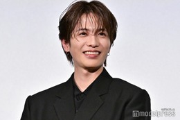 志尊淳「人をあんまり信用できなくて」疑い深くなったロケ中の赤面エピソードとは？ 画像