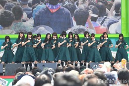 櫻坂46「サイレントマジョリティー」作詞裏話 秋元康氏が1期生に感じた印象「嬉しくないのかな」