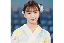 藤田ニコル、ほっそり二の腕披露の軽やかドレスSHOTに反響「かっこよすぎ」「ビジュ良き」
