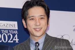 二宮和也、“大事な日”の幼少期ショット公開に反響「脚長すぎ」「スターの片鱗感じる」