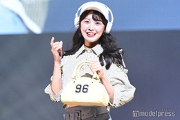 STU48福⽥朱⾥、地元・香川でランウェイ 爽やかルックで色白美脚披露【TGC香川2025】