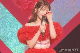 AKB48村山彩希、卒コンに峯岸みなみ・柏木由紀・茂木忍らOG豪華集結 “ゆぅなぁもぎおん”一夜限りの復活「3回くらいジャブ打って」