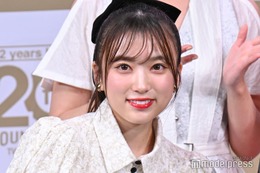 矢吹奈子、母の“推し活”同行へ 2ショットに反響「可愛い親子」「優しさが溢れてる」
