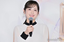 久慈暁子アナ、母との2ショット公開「目元が似てる」「美人親子」の声