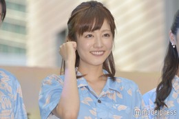 日テレ滝菜月アナ、息子との2ショット公開 母への贈り物にも注目集まる「素敵」「楽しそう」