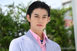 佐野勇斗、オールバックで雰囲気ガラリ インスピレーションを受けている“存在”明かす【ラルフ ローレン ザ ハンプトンズ ガーデン】