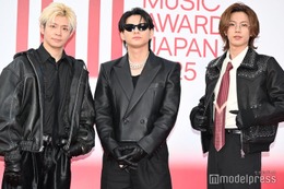 Number_i、ブラックコーデで圧巻オーラ レカペ登場に歓声飛び交う【MUSIC AWARDS JAPAN】
