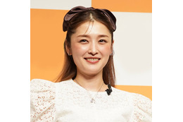 石川梨華、“家族みんなでハマってる”お肉にもサラダにも合う♪極上スパイス「めっちゃ美味しいの！」 画像