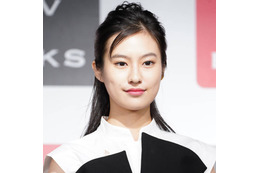 恒松祐里『きさらぎ駅 Re：』『ひとりでしにたい』など出演作が目白押し！若手実力派女優としての輝き 画像