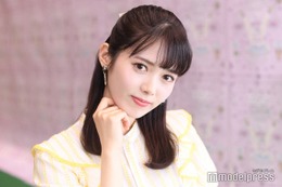 谷尻萌、ミニスカからほっそり美脚スラリ「スタイル良すぎ」「可愛い」と反響