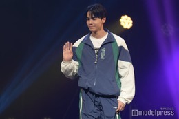 「今日好き」林田拓也、ソロランウェイでファンサ ラフな着こなしがかっこいい【学生ランウェイ2025 SUMMER】